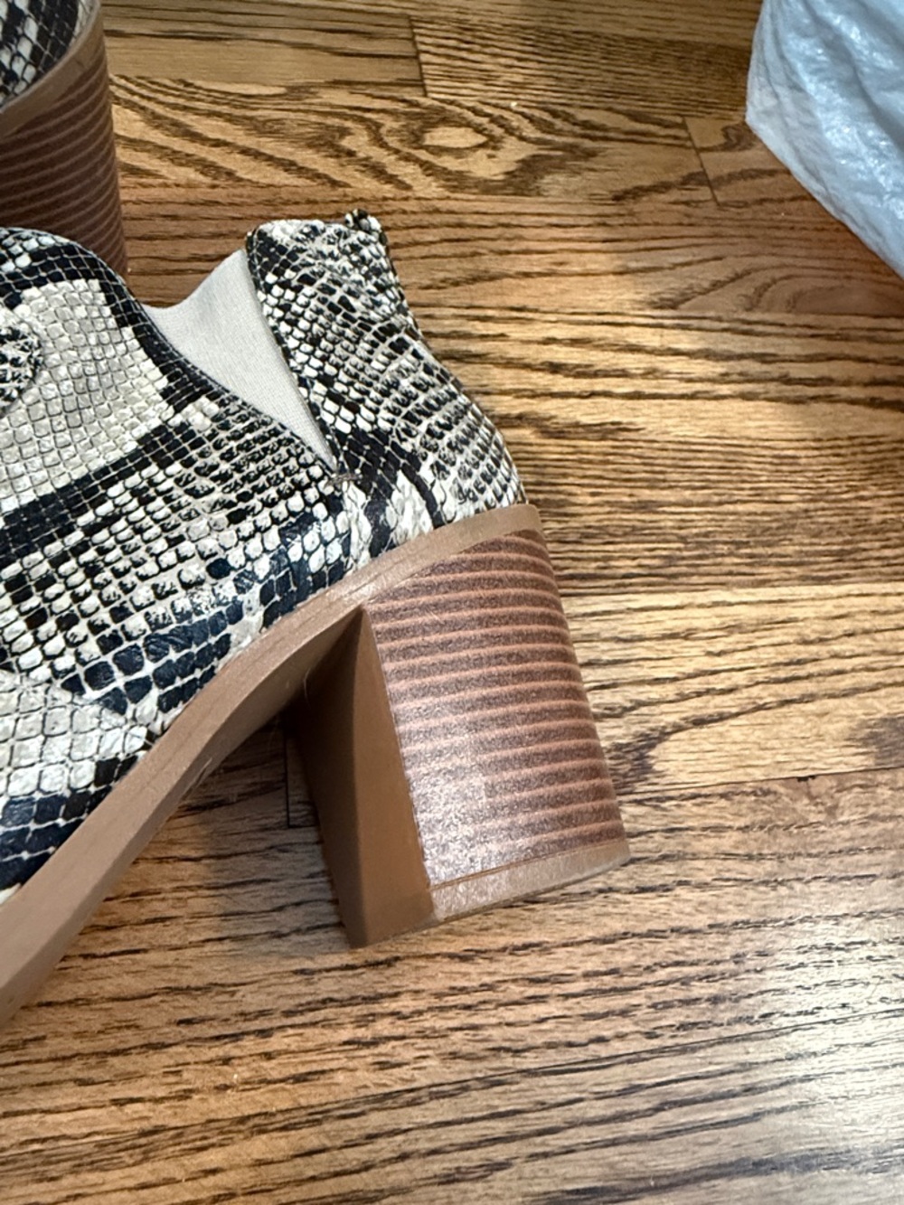 Snakeskin boots - Picture 5 of 5